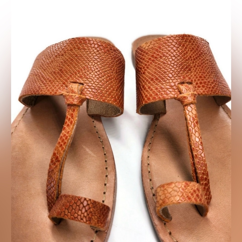 L*Space Miramar Handmade Tan Leather Snake Embossed Toe Post & Loop Sandals - Picture 5 of 13